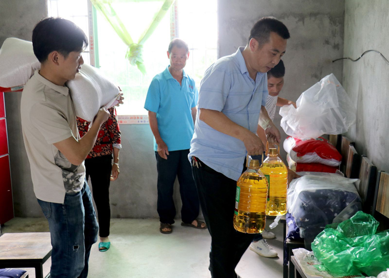 ��ƶ��������Ǯ����������������ͬʱ�ƶ���ҵ��ƶ